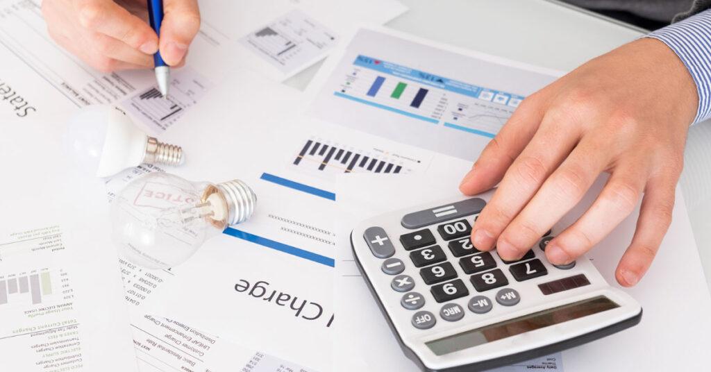 The Dangers of Hidden VoIP Taxes and Fees 1 The dangers of hidden VoIP taxes and fees